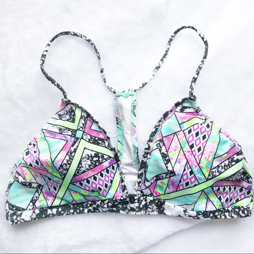 Victoria Secret T-Strap Bikini Top 👙